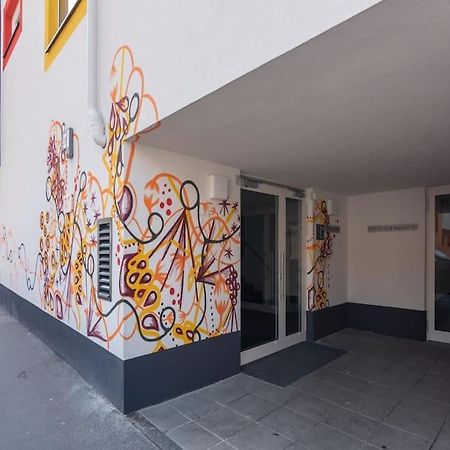Neu Und Hell In Zentraler Ruhelage Mit Parkplatz Apartment Виена Екстериор снимка