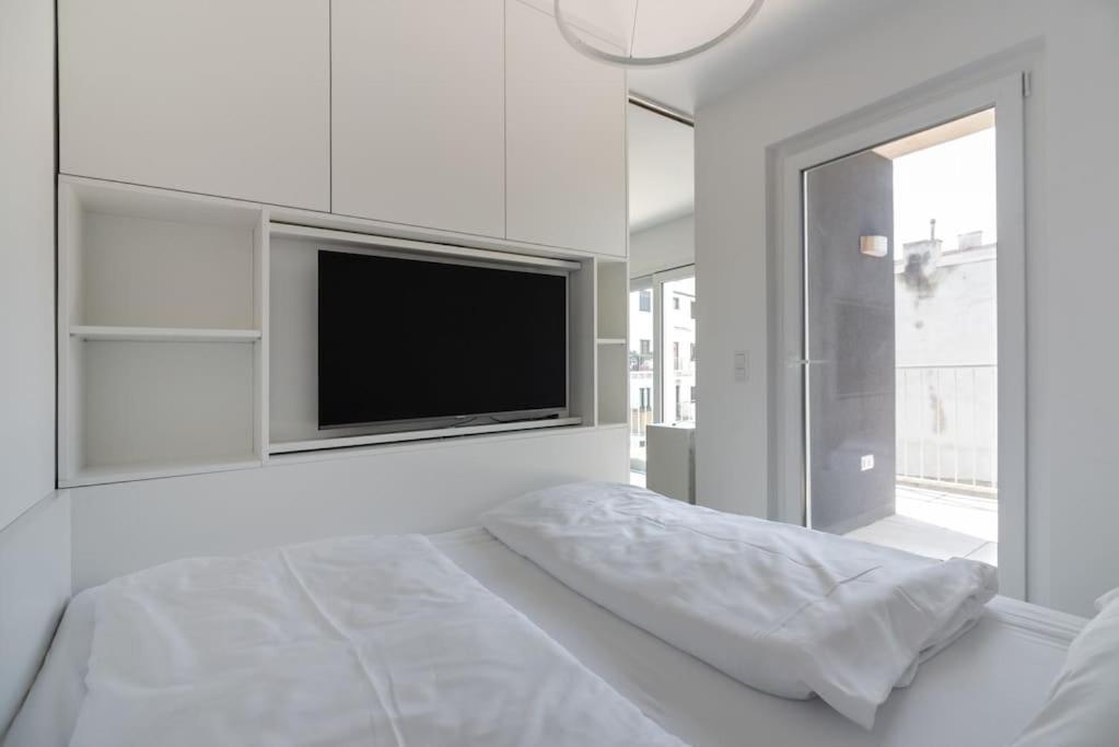 Neu Und Hell In Zentraler Ruhelage Mit Parkplatz Apartment Виена Екстериор снимка
