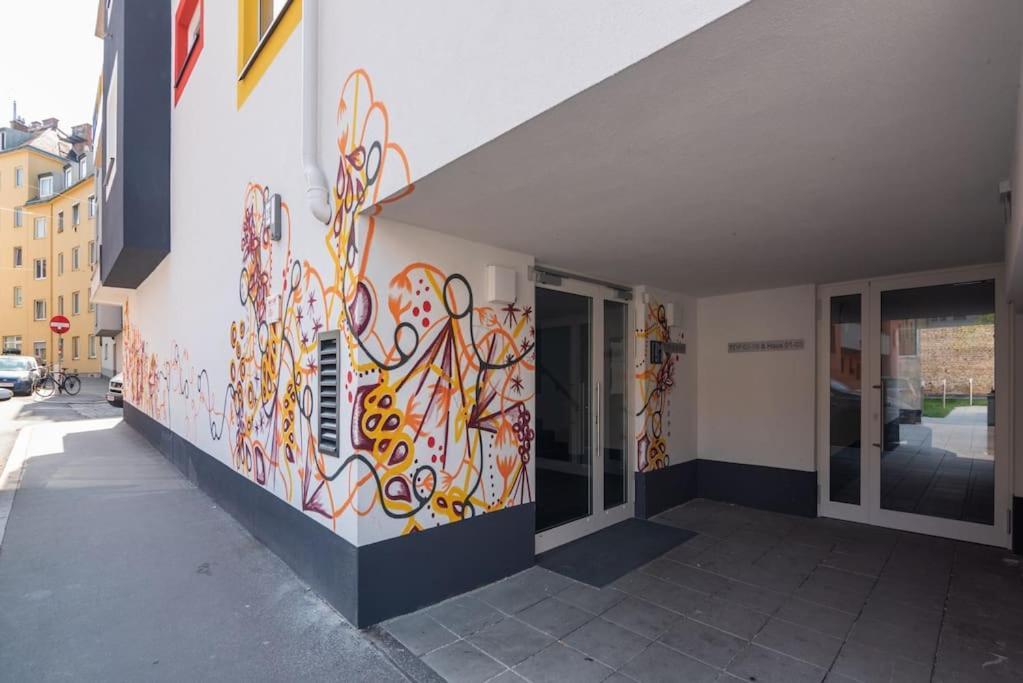 Neu Und Hell In Zentraler Ruhelage Mit Parkplatz Apartment Виена Екстериор снимка