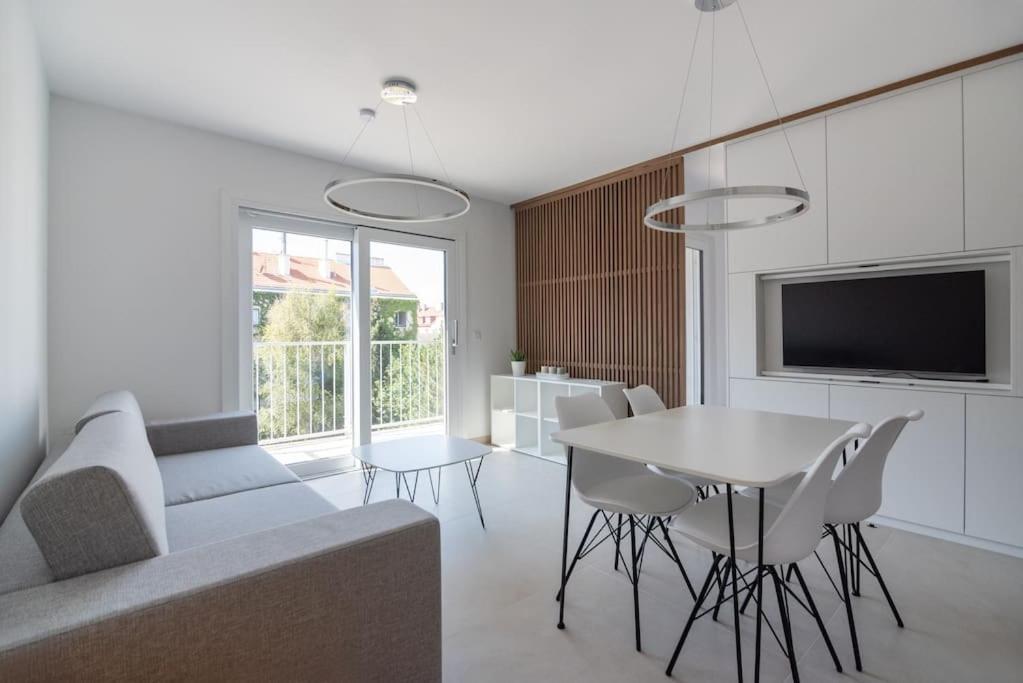 Neu Und Hell In Zentraler Ruhelage Mit Parkplatz Apartment Виена Екстериор снимка